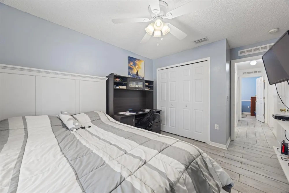 1012 BRENTON LEAF DRIVE Ruskin, FL 33570