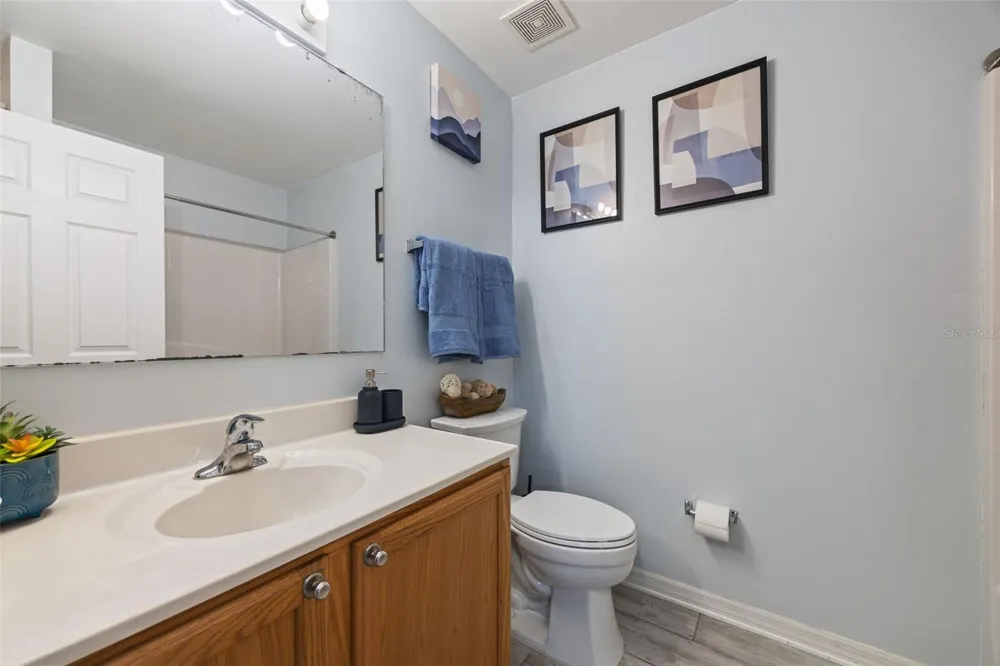 1012 BRENTON LEAF DRIVE Ruskin, FL 33570