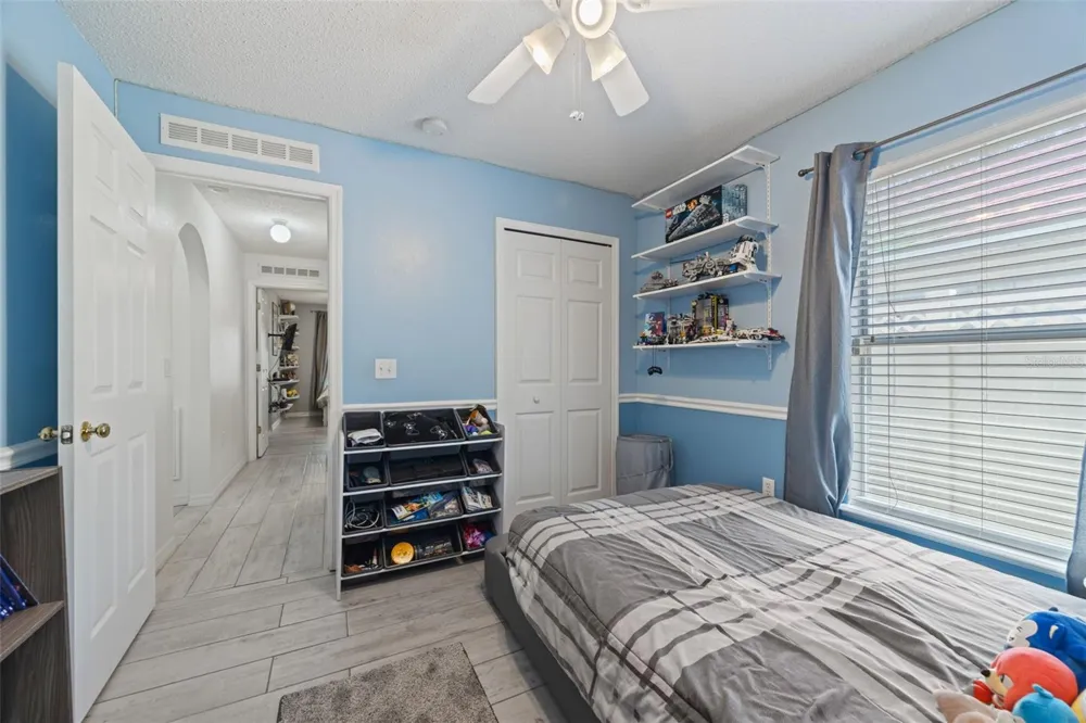 1012 BRENTON LEAF DRIVE Ruskin, FL 33570