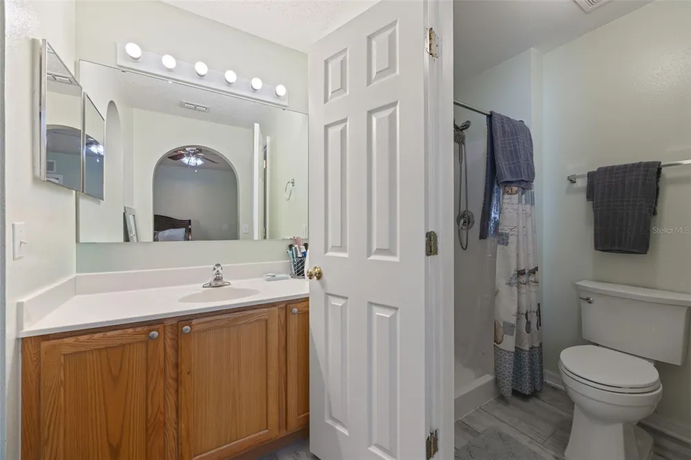 1012 BRENTON LEAF DRIVE Ruskin, FL 33570