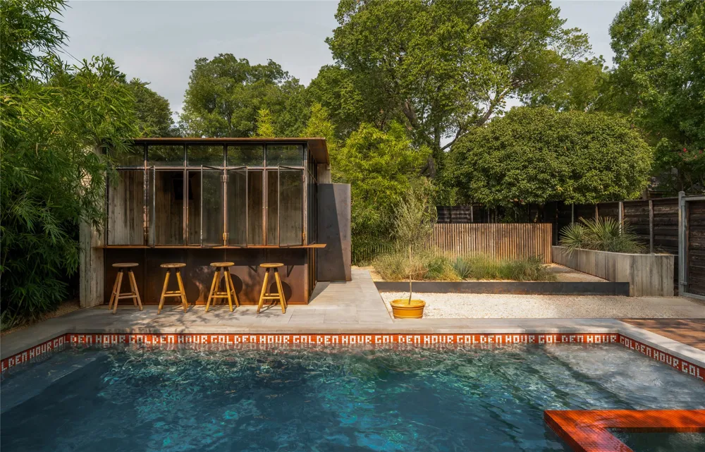 938 Clinton Avenue Dallas, TX 75208