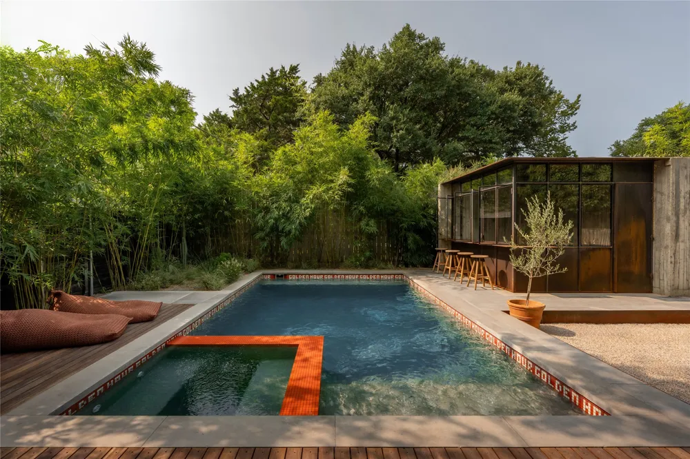 938 Clinton Avenue Dallas, TX 75208