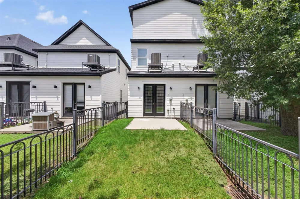 3229 Real Street #A Houston, TX 77087