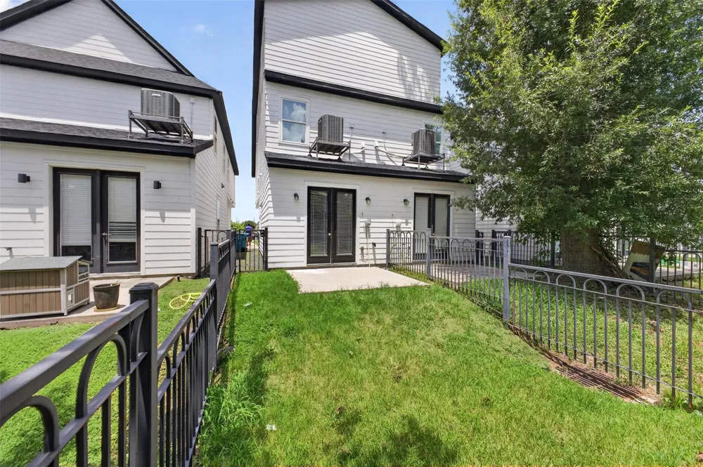 3229 Real Street #A Houston, TX 77087