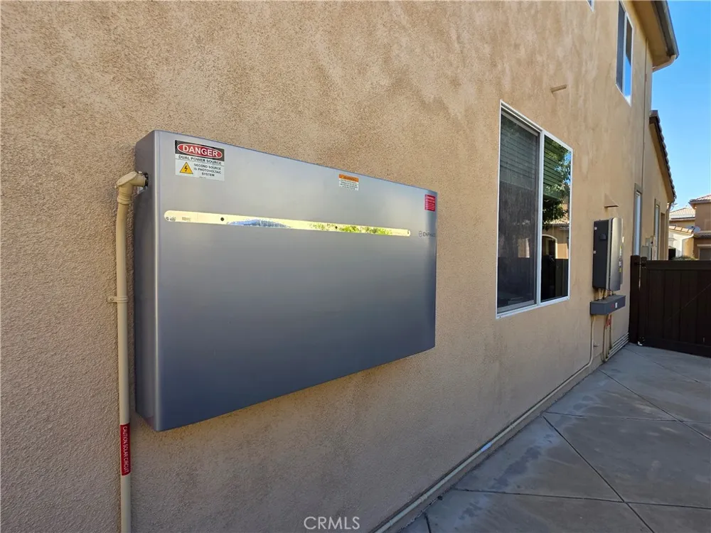 28930 Via Adelena Valencia, CA 91354