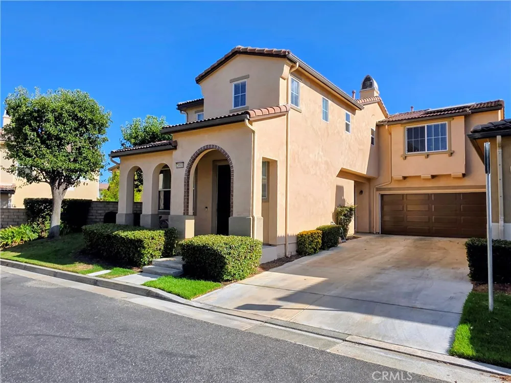28930 Via Adelena Valencia, CA 91354