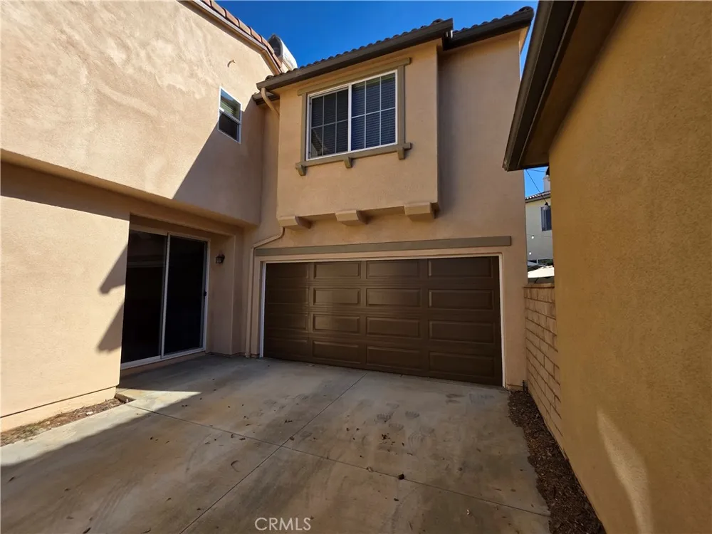 28930 Via Adelena Valencia, CA 91354
