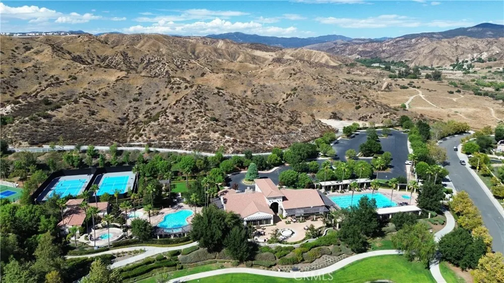 28930 Via Adelena Valencia, CA 91354