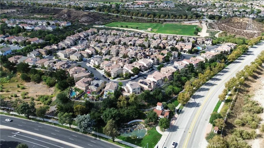 28930 Via Adelena Valencia, CA 91354