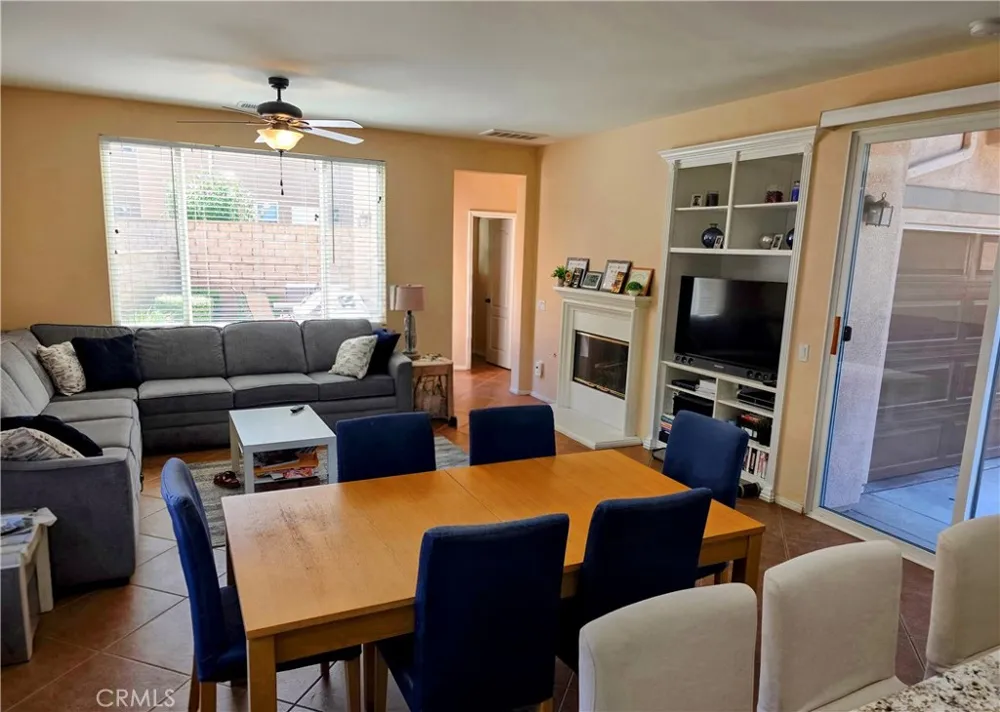 28930 Via Adelena Valencia, CA 91354