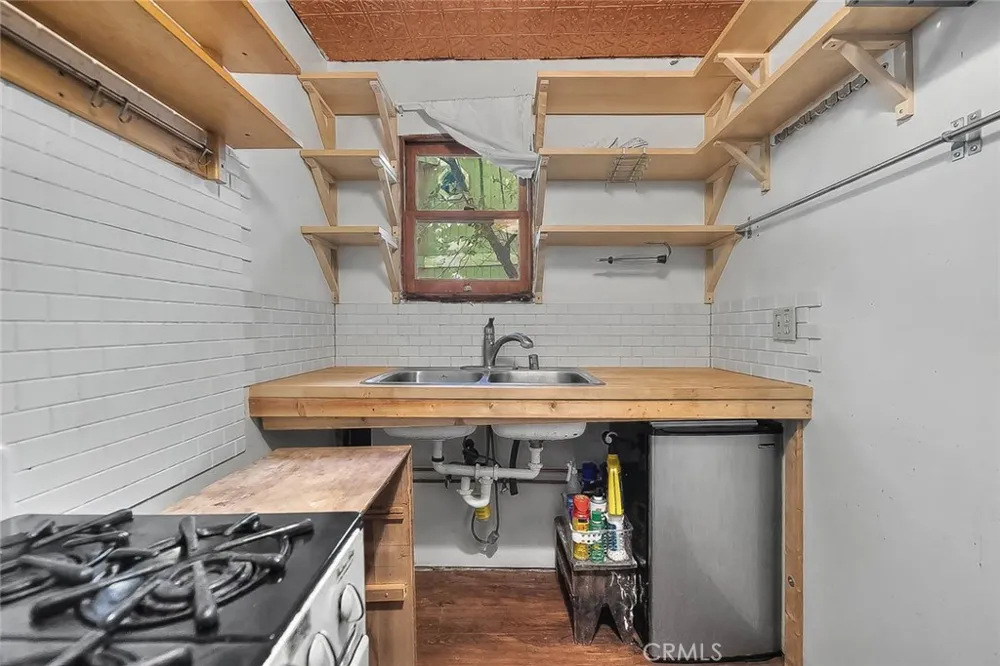 23775 Bowl Crestline, CA 92325