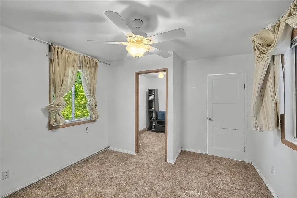 23775 Bowl Crestline, CA 92325