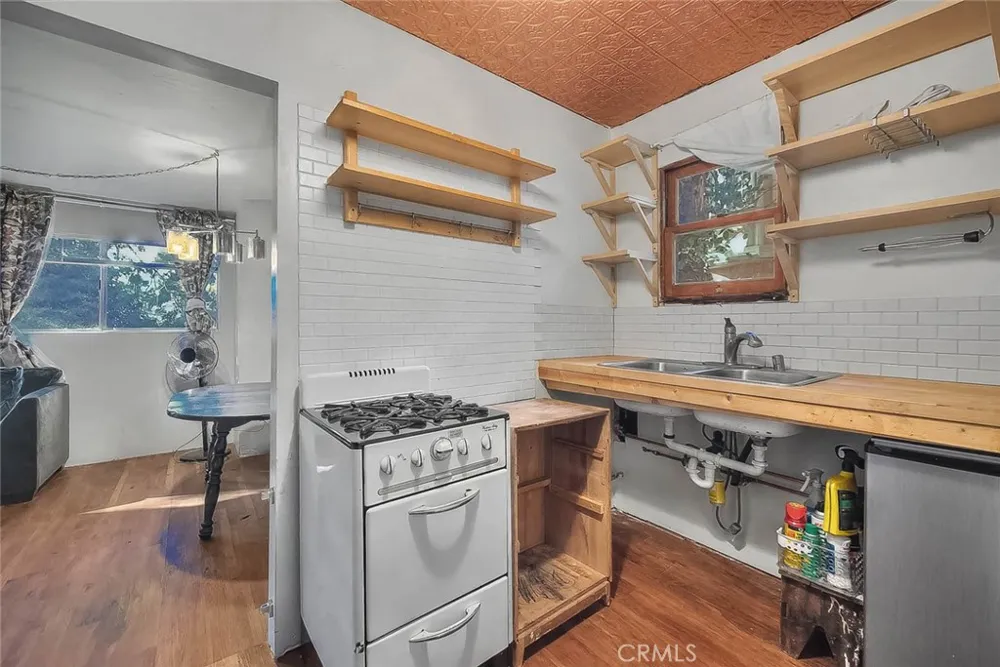 23775 Bowl Crestline, CA 92325