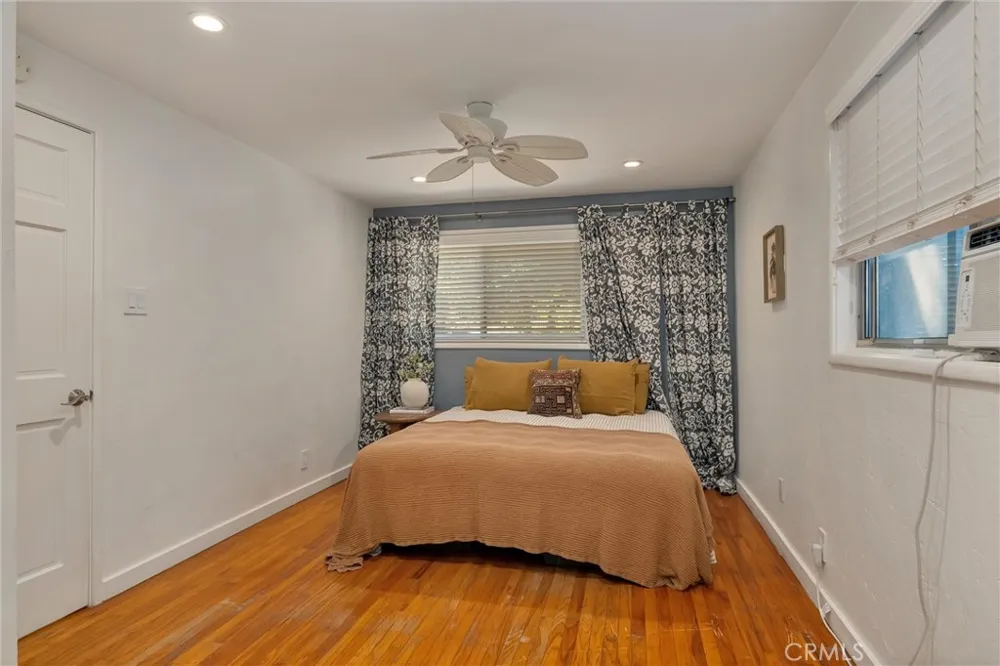 42 Oak Chico, CA 95926