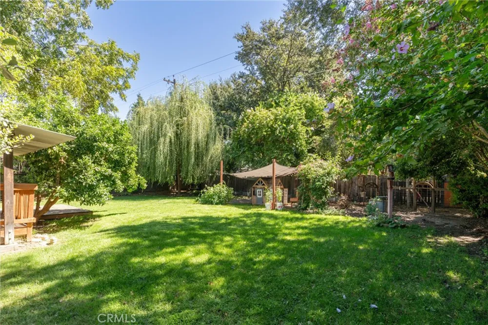 42 Oak Chico, CA 95926