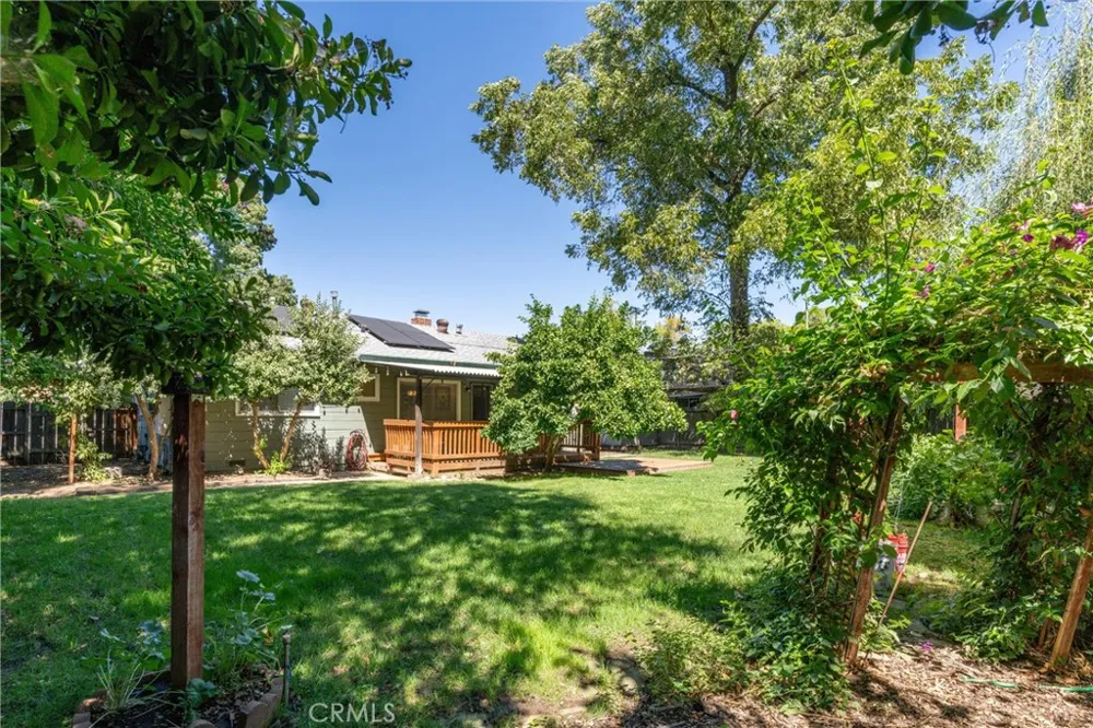 42 Oak Chico, CA 95926