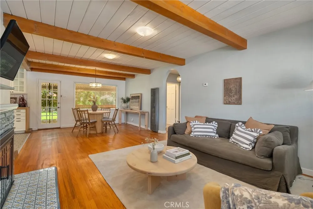 42 Oak Chico, CA 95926