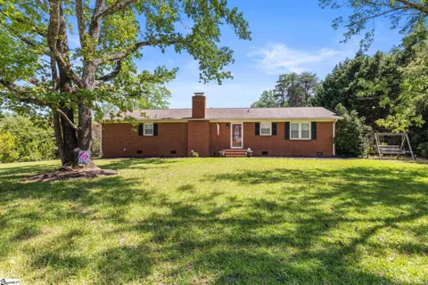 6301 Pinnacle Drive