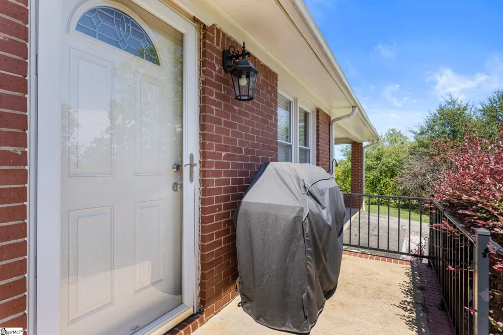 6301 Pinnacle Drive Spartanburg, SC 29303