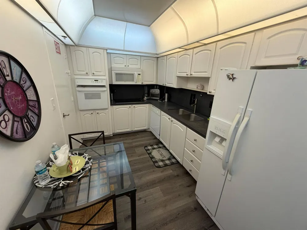 3901 S Ocean Drive #10J Hollywood, FL 33019
