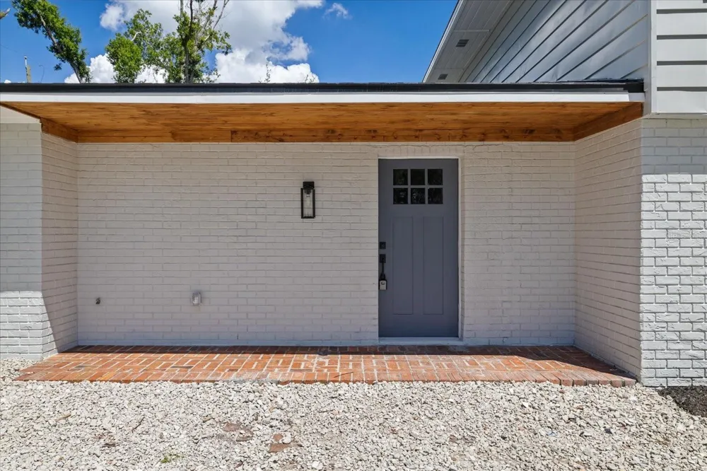 11002 RIVERVIEW DRIVE Riverview, FL 33578