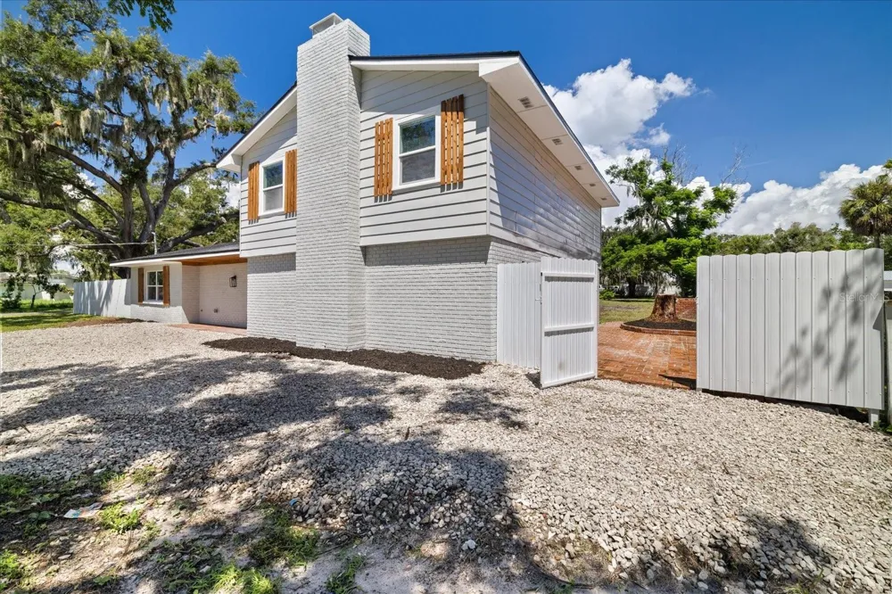 11002 RIVERVIEW DRIVE Riverview, FL 33578