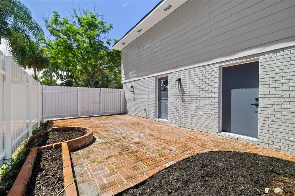 11002 RIVERVIEW DRIVE Riverview, FL 33578