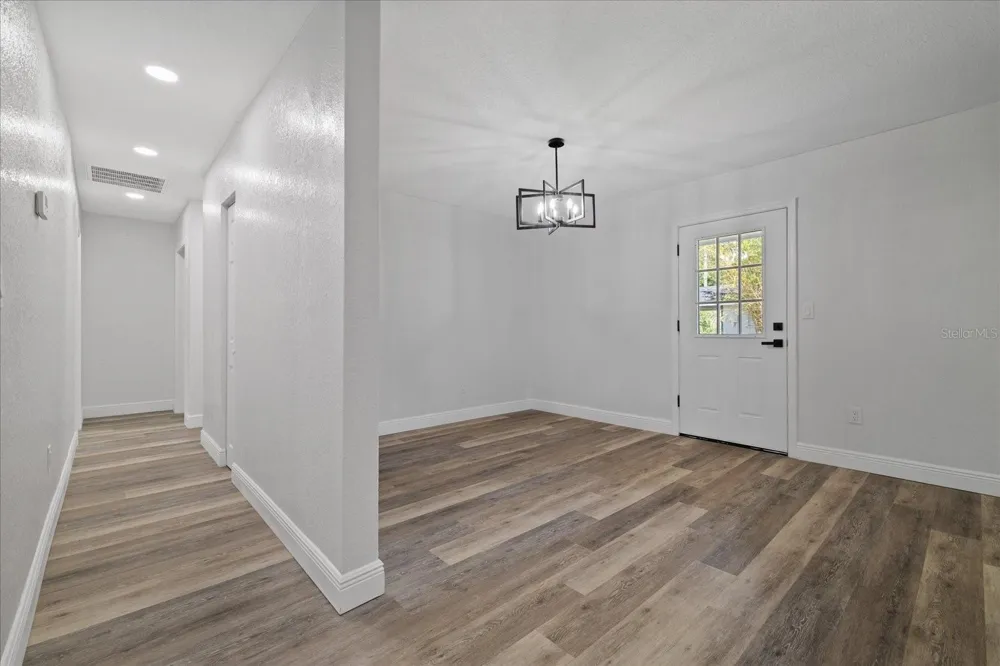 11002 RIVERVIEW DRIVE Riverview, FL 33578
