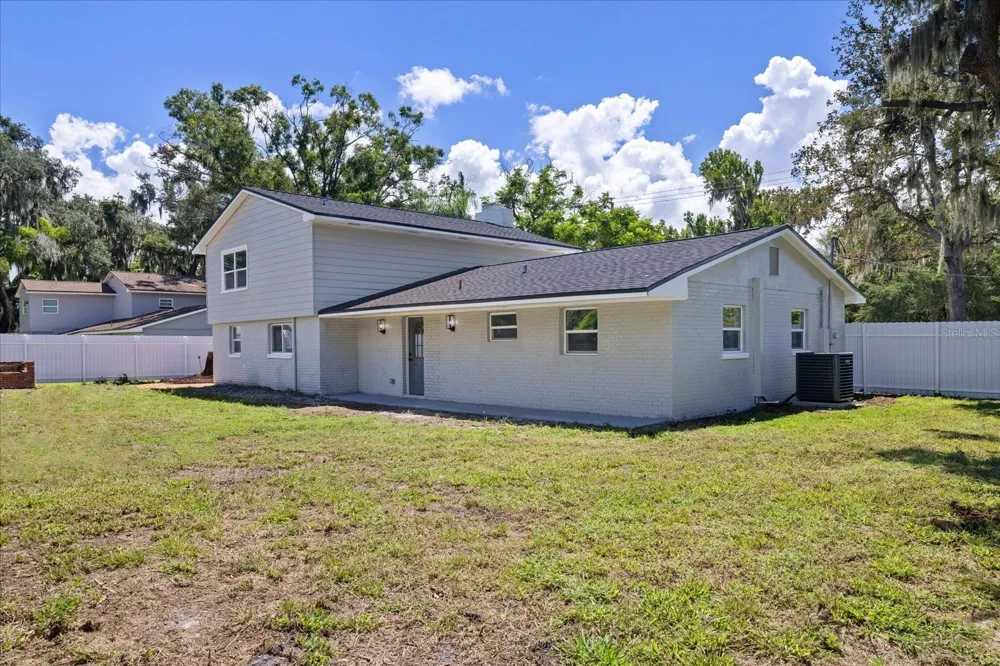 11002 RIVERVIEW DRIVE Riverview, FL 33578