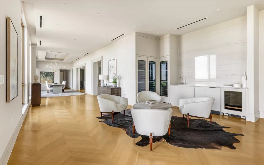 4205 Buena Vista Street #501 Dallas, TX 75205
