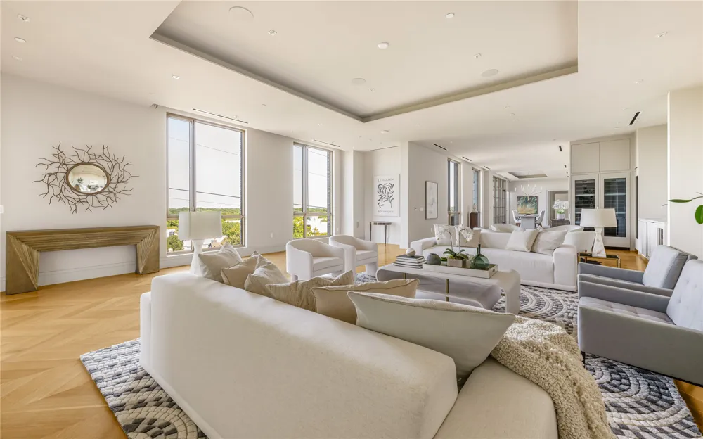 4205 Buena Vista Street #501 Dallas, TX 75205