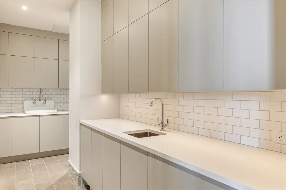 4205 Buena Vista Street #501 Dallas, TX 75205