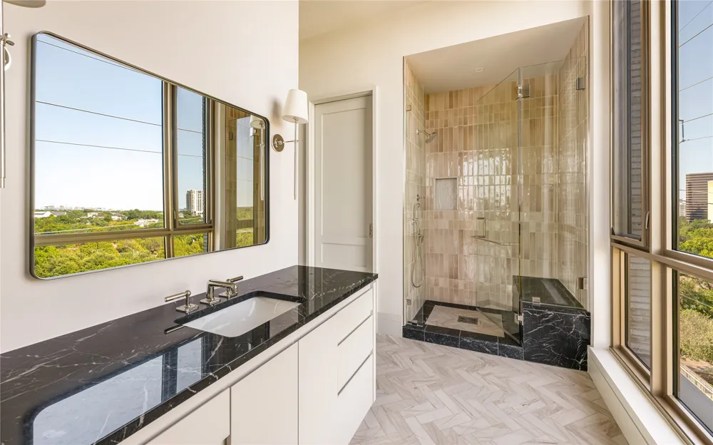 4205 Buena Vista Street #501 Dallas, TX 75205