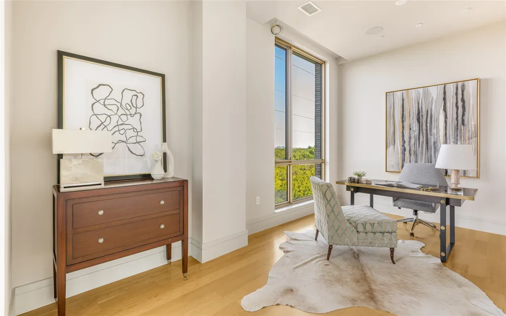 4205 Buena Vista Street #501 Dallas, TX 75205
