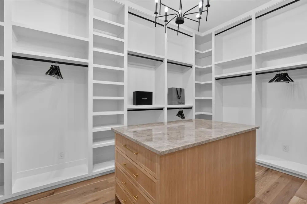 6429 Royal Lane Dallas, TX 75230
