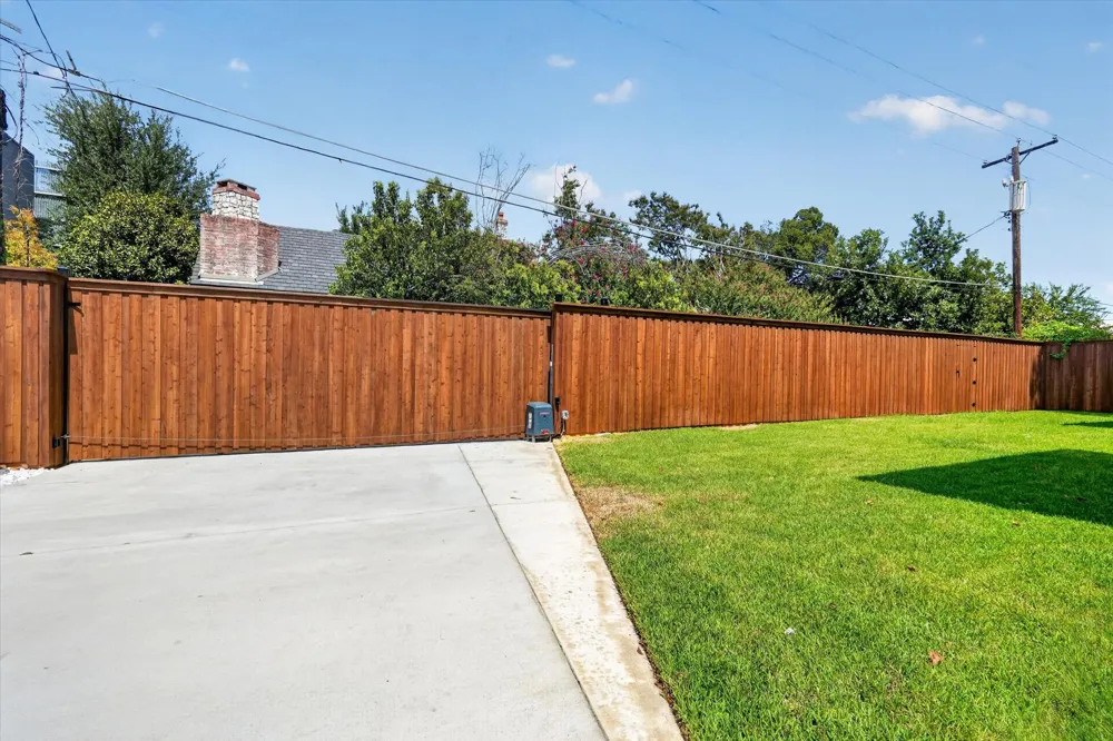 6429 Royal Lane Dallas, TX 75230