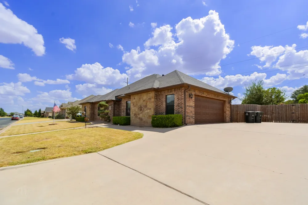 5041 Velta Lane Abilene, TX 79606