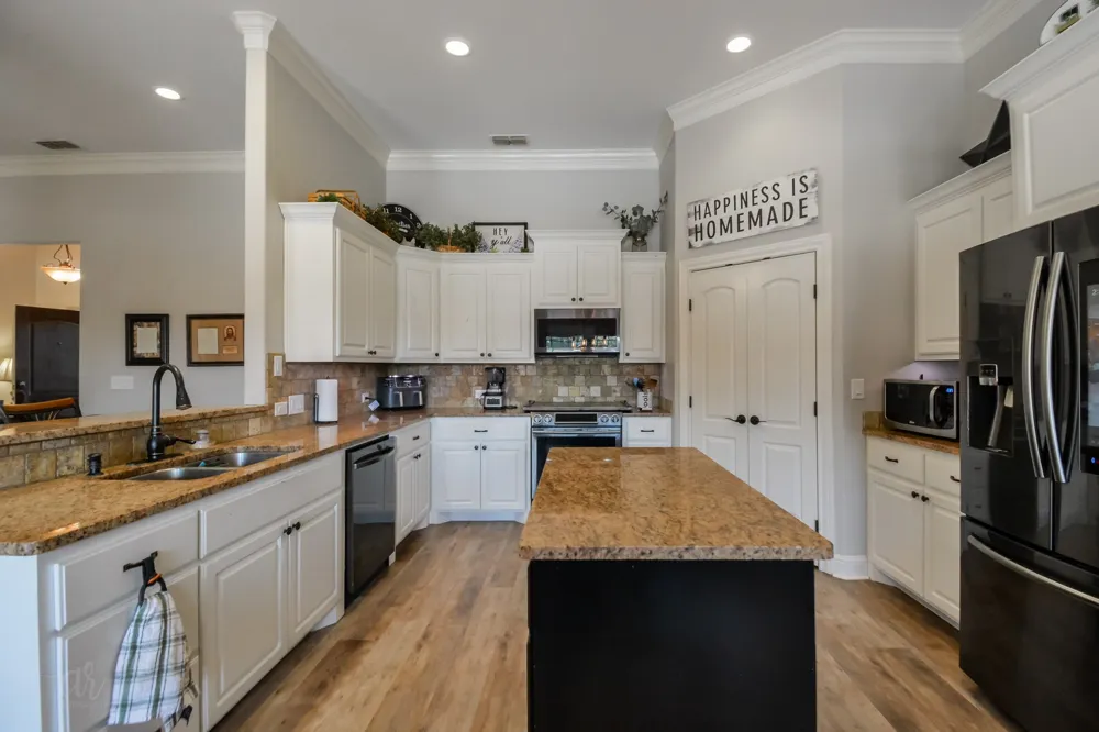 5041 Velta Lane Abilene, TX 79606
