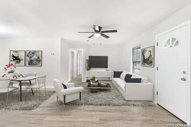 7335 Glen Brk San Antonio, TX 78239