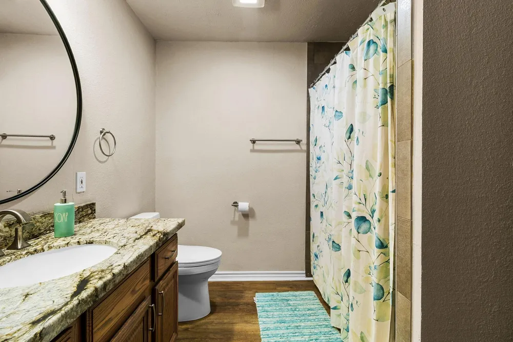 361 S Lakeside Drive Huntsville, TX 77320