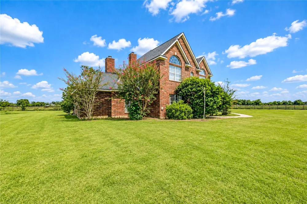 3235 Blue Grass Drive Richmond, TX 77406