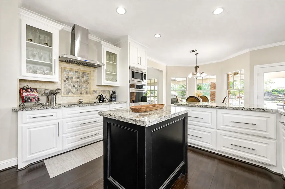 3235 Blue Grass Drive Richmond, TX 77406