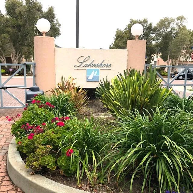 799 Lakeshore Drive Redwood City, CA 94065