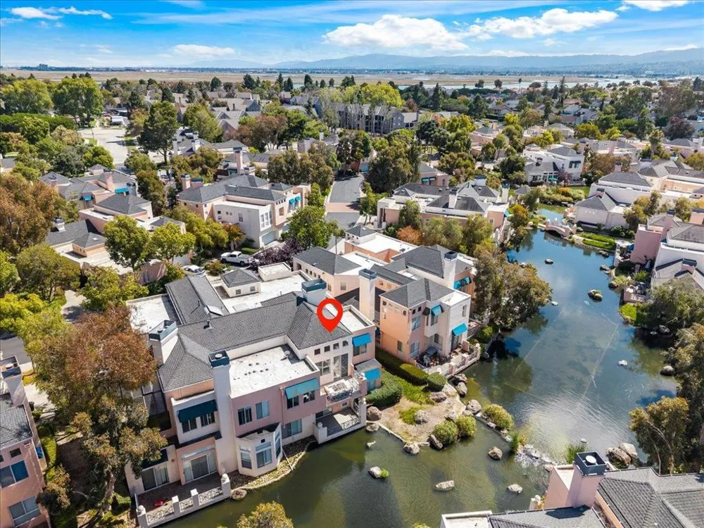 799 Lakeshore Drive Redwood City, CA 94065