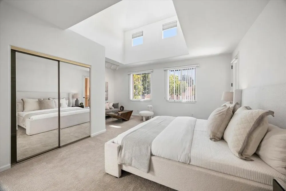 799 Lakeshore Drive Redwood City, CA 94065