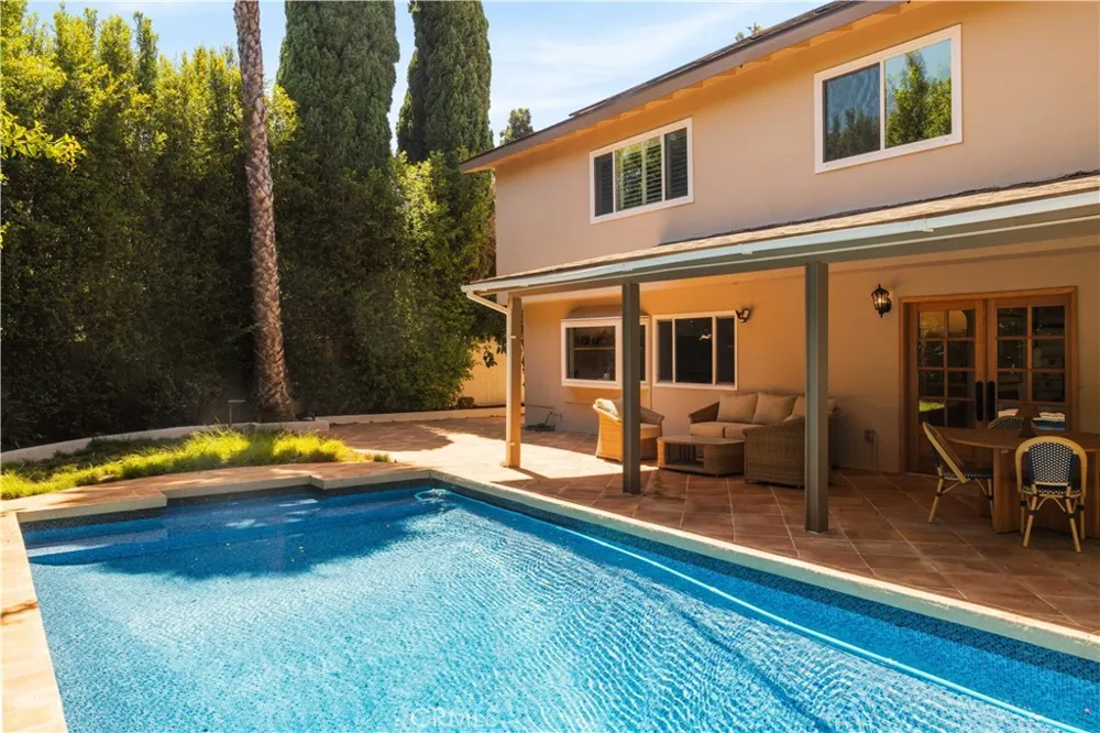 1096 Tulare Costa Mesa, CA 92626