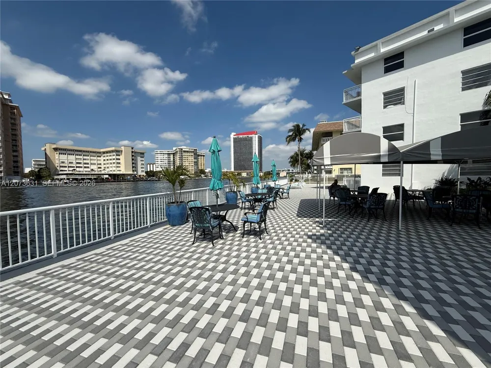 1913 S Ocean Dr #126 Hallandale Beach, FL 33009