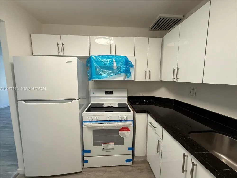 1913 S Ocean Dr #126 Hallandale Beach, FL 33009