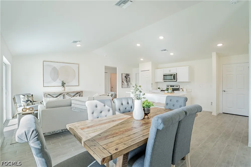 NW 7th Avenue Cape Coral, FL 33993