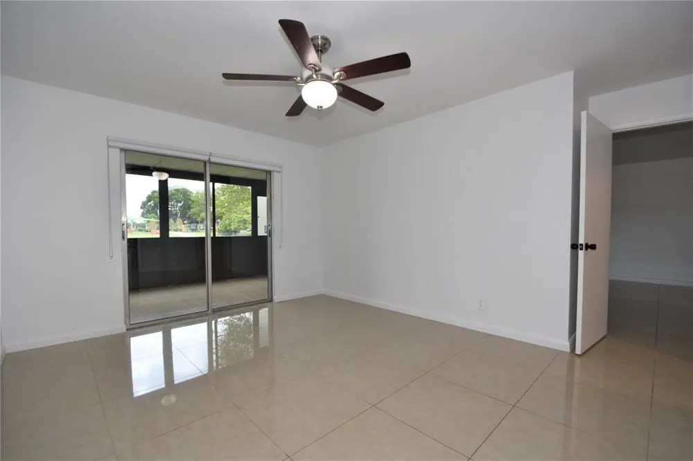 514 WOODGATE CIRCLE #C Sunrise, FL 33326